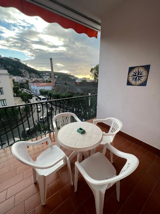 Sorrento Home E Flat Park And Pool מראה חיצוני תמונה